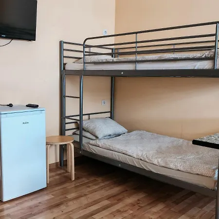 Noclegiluks Hostal *